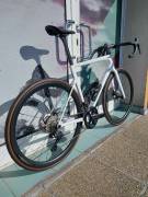 BMC  -15%% 2027 BMC Teammachine SLR 01 SIX Ultegra Di2 Országúti Shimano Ultegra Di2 tárcsafék új / garanciával ELADÓ