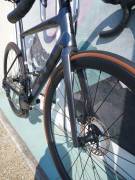 BMC  -15%2027 BMC Teammachine SLR 01 THREE Ultegra Di2 Országúti Shimano Ultegra Di2 tárcsafék új / garanciával ELADÓ