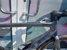BMC  -15%2027 BMC Teammachine SLR 01 THREE Ultegra Di2 Országúti Shimano Ultegra Di2 tárcsafék új / garanciával ELADÓ