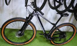 GIANT XTC CARBON 29 RS Air 1x12sp Mountain Bike 29" elöl teleszkópos használt ELADÓ