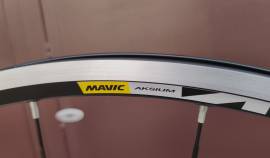 ÚJ Mavic Aksium 28” / 700C kerékszett – Shimano HG 11 – QR Mavic Aksium Országúti / Gravel / Triatlon Alkatrész, Országúti  Kerék / Felni / Gumi 700c (622) nem használt ELADÓ