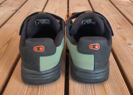 Használt CRANKBROTHERS STAMP SPEED LACE - Flat Enduro cipő STAMP SPEED LACE - GREEN/ORANGE Flat Cipő / Zokni / Kamásli 42 MTB, Gravel használt férfi/unisex ELADÓ