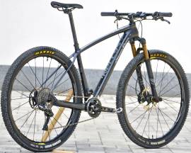 KELLYS Slage 90 Mountain Bike 29" elöl teleszkópos Shimano XTR Di2 használt ELADÓ