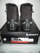 SCOTT Road Heater Gore-Tex 43-s kerékpáros cipő SCOTT Road Heater Cipő / Zokni / Kamásli 43 Országúti, MTB használt férfi/unisex ELADÓ