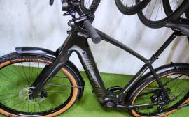 DIAMANT (TREK) CARBON BOSCH SPEED 45 Elektromos Trekking/cross 45 km/h Bosch 601-700 Wh nem használt ELADÓ