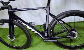GIANT PROPEL PRO 0 Di2 SLR AERO CARBON Országúti tárcsafék használt ELADÓ