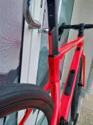 BMC -15%:: 2027 BMC Roadmachine THREE  105 (47,51,54,5 Road bike Shimano 105 disc brake new with guarantee For Sale
