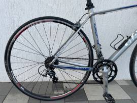 GIANT Defy Országúti Shimano Ultegra patkófék használt ELADÓ