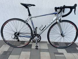 GIANT Defy Országúti Shimano Ultegra patkófék használt ELADÓ