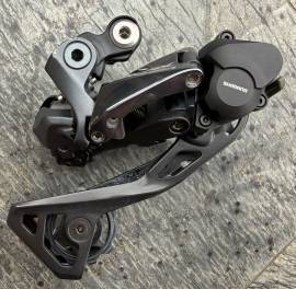 Full groupset - Shimano Ultegra RX Di2 R8070 2x11s disc brake Shimano Ultegra RX Di2 R8070 2x11s disc brake Road Bike & Gravel Bike & Triathlon Bike Component, Road Bike Drivetrain Shimano R Series used For Sale