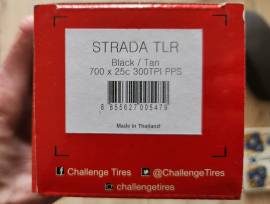 Új Challenge Strada külső eladó  Challenge Strada TLR 700*25 300 TPI Országúti / Gravel / Triatlon Alkatrész, Országúti  Kerék / Felni / Gumi 700c (622) nem használt ELADÓ
