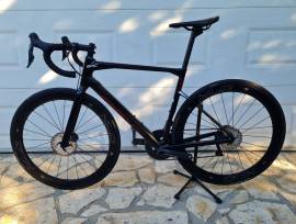 BMC Roadmachine Two Road bike Shimano Ultegra Di2 disc brake used For Sale