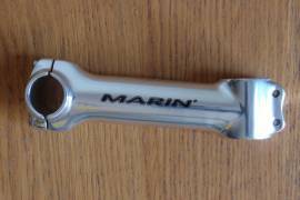 Marin A-head kormányszár, 1 1/8”-os, 25.4 mm-es, 135 mm, ±6°-os Marin Mountain Bike Alkatrész, MTB Kormány / Stucni / Markolat használt ELADÓ