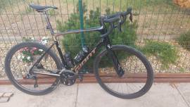 GIANT DEFY ADVANCED PRO 2 Road bike Shimano 105 Di2 disc brake used For Sale