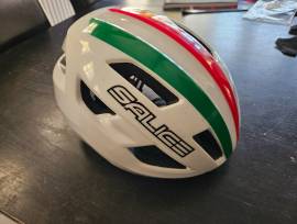 Salice Vento sisak eladó Salice Vento Helmets / Headwear Road S/M used For Sale