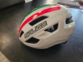 Salice Vento sisak eladó Salice Vento Helmets / Headwear Road S/M used For Sale