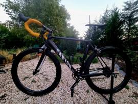 CANYON ULTIMATE CF F10 Road bike SRAM Red calliper brake used For Sale