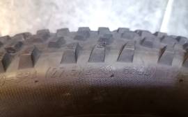 Schwalbe rocket ron 27,5  Rocket ron Mountain Bike Alkatrész, MTB Kerék / Felni / Gumi 27.5" (650b) belső nélküli használt ELADÓ