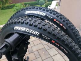 új maxxis dissector 29/2.4 dissector Mountain Bike Alkatrész, MTB Kerék / Felni / Gumi 29" belső nélküli nem használt ELADÓ