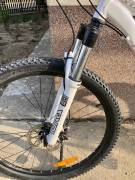 SPECIALIZED Rockhopper Mountain Bike front suspension used For Sale