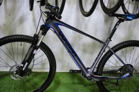 WHISTLE CARBON 29 XT MTB RS AIR 29 Mountain Bike 29" elöl teleszkópos használt ELADÓ