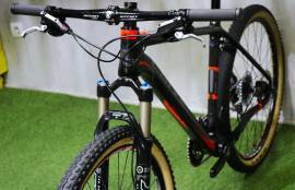 CARVER CARBON 120 FOX XT X9 DT SWISS / M Mountain Bike 26" elöl teleszkópos használt ELADÓ