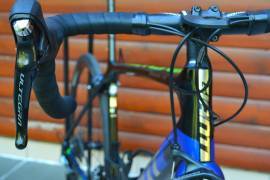 GIANT TCR PRO 1 karbon Road bike Shimano Ultegra calliper brake used For Sale
