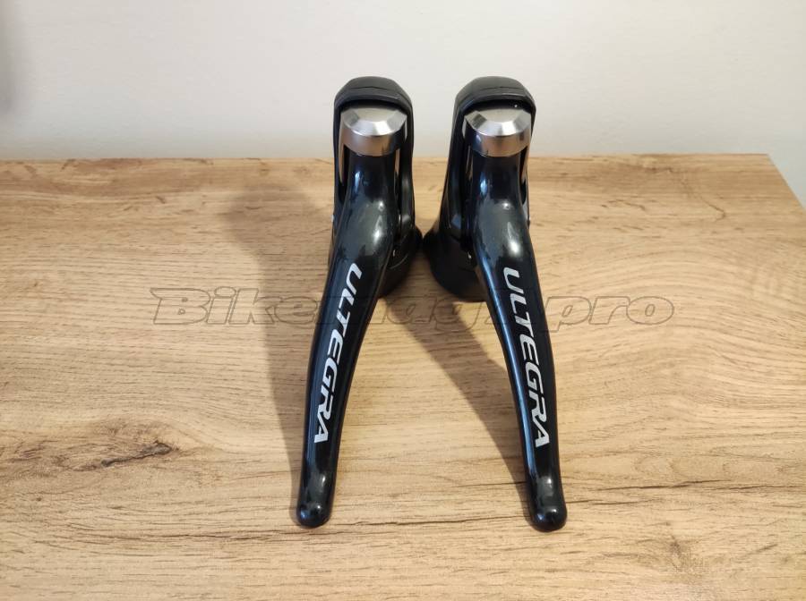 Újszerű Ultegra 6800 fékváltókarok ST-6800 Road Bike & Gravel Bike & Triathlon Bike Component, Road Bike Brakes & Brake Parts mechanical used For Sale