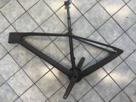 Serült carbon váz _EGYÉB Thrust Mountain Bike Alkatrész, MTB Váz, Merev / Fully 29" használt ELADÓ