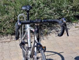 FONDRIEST Újsz- olasz karbon outi full ultegra 2*11 Mavic  Országúti Shimano Ultegra használt ELADÓ