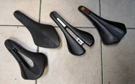 Specialized, Fizi:k, SM Shortfit, Selle Italia Ferrari országúti nyergek! Specialized, Fizik, Selle Italia Ferrari  Országúti / Gravel / Triatlon Alkatrész, Országúti Nyereg / Nyeregcső használt ELADÓ