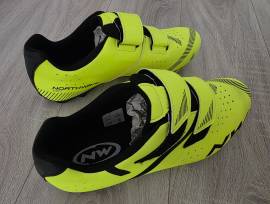 Northwave Spike 2 MTB cipő 45.5-es ÚJ Spike 2 Cipő / Zokni / Kamásli 45,5 MTB nem használt férfi/unisex ELADÓ