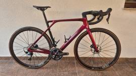 LAPIERRE Xelius SL6.0 Országúti Shimano Ultegra tárcsafék használt ELADÓ