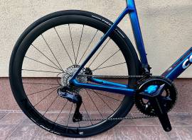 COLNAGO V4Rs Országúti Shimano Ultegra Di2 tárcsafék nem használt ELADÓ