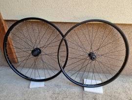 Újszerű Shimano 27,5 Boost, 12s Micro-Spline kerékszett Ghost Shimano Mountain Bike Components, MTB Wheels & Tyres 27.5" (650b) w tube used For Sale