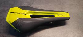 Syncros karbonpálcás nyereg Syncros Belcarra V1.0 Országúti / Gravel / Triatlon Alkatrész, Országúti Nyereg / Nyeregcső nem használt ELADÓ