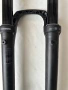 Lyrik Ultimate RC2  Charger 3 160mm ÚJ teleszkóp villa Mountain Bike Alkatrész, MTB Villa / Rugóstag villa 29" 151-160 mm nem használt ELADÓ