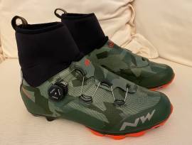 Northwave Raptor Kerékpáros Cipő 44 Méret Használt Shimano Spd Raptor Gtx Shoes / Socks / Shoe-Covers 44 MTB, Winter, Gravel used male/unisex For Sale