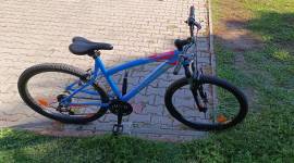 BTWIN Mountain Bike Mountain Bike 26" front suspension used For Sale