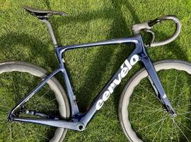 Cervelo Caledonia full carbon vázszett, mélyen ára alatt CERVELO Caledonia 5 Road Bike & Gravel Bike & Triathlon Bike Component, Road Bike & Gravel Bike & Frames / Forks carbon carbon 28" new / not used For Sale