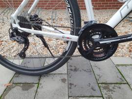 MERIDA Merida TFS300 Crossway 52 Trekking/cross disc brake used For Sale