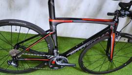 BOTTECHIA T1 AERO CARBON ULTEGRA Di2 2x11s Országúti használt ELADÓ