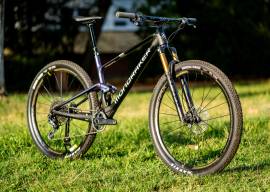 MONDRAKER MONDRAKER MONDRAKER F-Podium Carbon RR (L) XTR/X01 Mountain Bike 29" össztelós / fully SRAM X01 Eagle nem használt ELADÓ