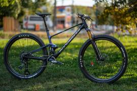 MONDRAKER MONDRAKER MONDRAKER F-Podium Carbon RR (L) XTR/X01 Mountain Bike 29" össztelós / fully SRAM X01 Eagle nem használt ELADÓ