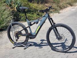 KTM újsz. KTM Enduro eBike Bosch CX 85nm F0X 160 mm  Elektromos Mountain Bike 29" elöl 27.5" hátul (Mullet) össztelós / fully Bosch Shimano SLX Shadow használt ELADÓ