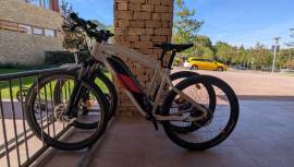 ROCKRIDER E-EXPL 100 Elektromos Mountain Bike elöl teleszkópos _Más gyártó használt ELADÓ