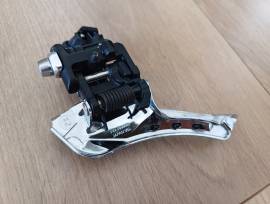 Shimano Ultegra FD-R8000 első váltó eladó Shimano Ultegra FD-R8000 Országúti / Gravel / Triatlon Alkatrész, Országúti / Gravel Váltó / Váltórendszer / DI2 mechanikus Shimano Ultegra használt ELADÓ