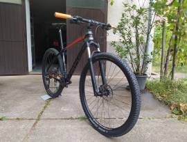 KROSS Újszerű Level 10.0 (Recon, SLX M7000, WTB) Mountain Bike front suspension used For Sale
