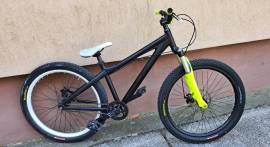 FELT Jump Shot Mountain Bike 26" front suspension used For Sale