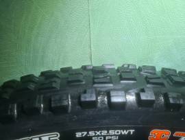 Eladó új Maxxis Minion DHF 3C, Maxx Grip, DH Casing, E50 27,5 × 2.5 kerékpár külső gumi !!! Maxxis Mountain Bike Alkatrész, MTB Kerék / Felni / Gumi 27.5" (650b) belső nélküli nem használt ELADÓ